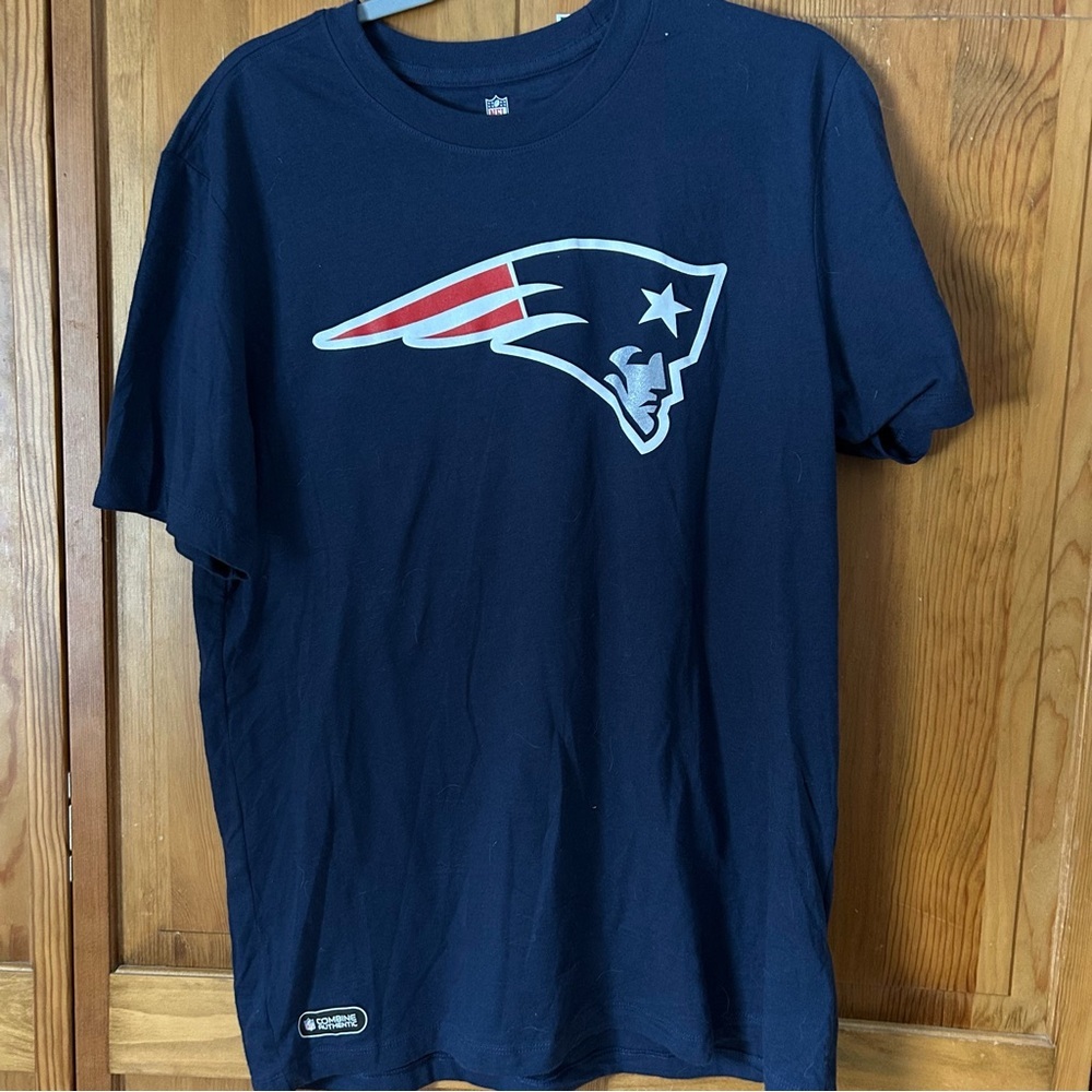NFL Navy Blue Patriots Graphic Tee